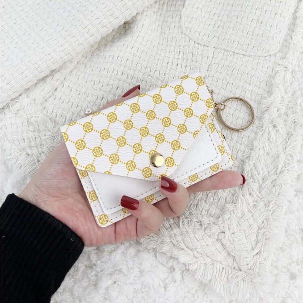 ⚠️Clearance🤍Nee Cardholder White Wallet - Picture 3 of 4